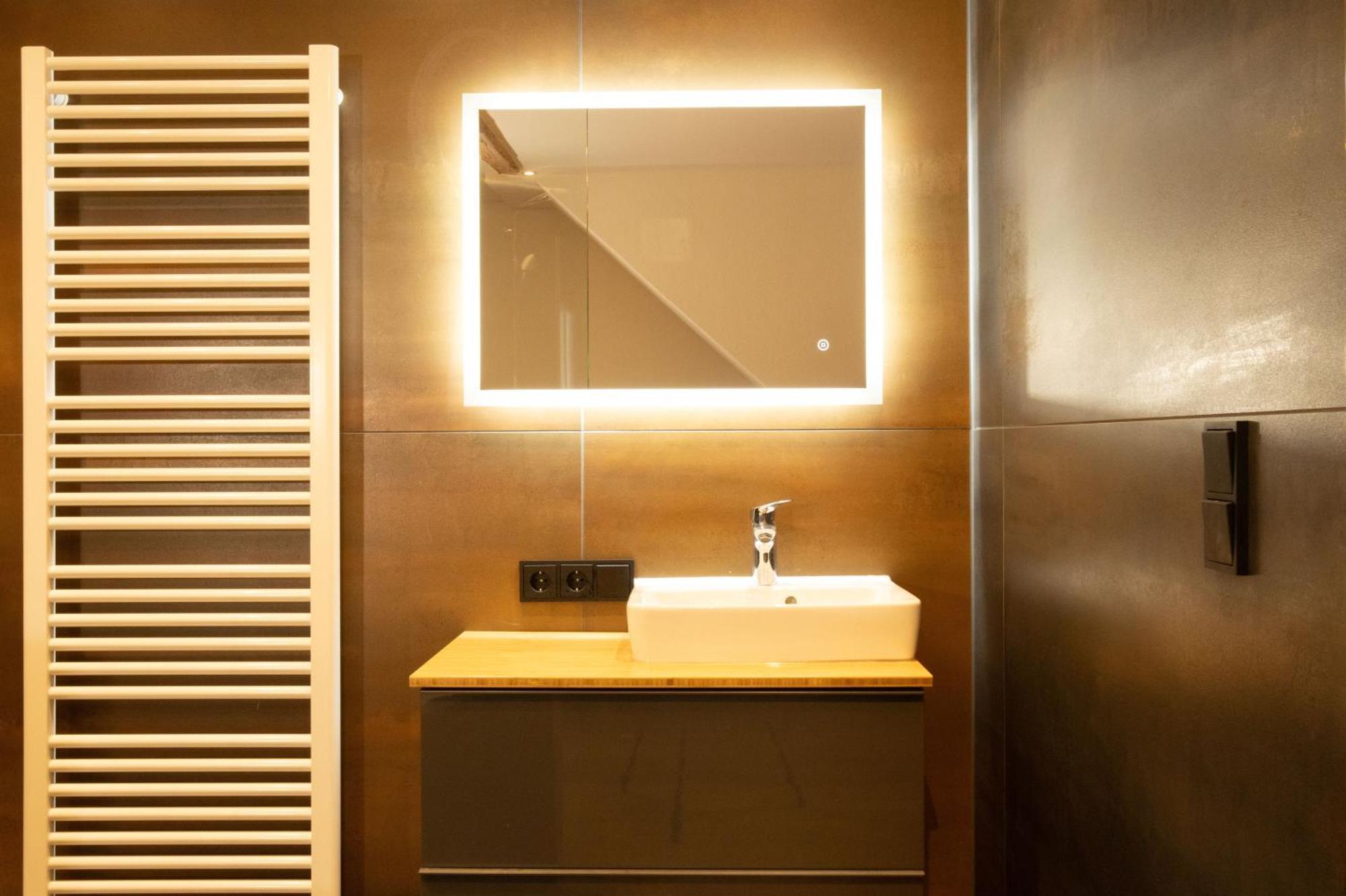 Loft Apartment Mit Grosser Badewanne A Mugeln Exteriör bild